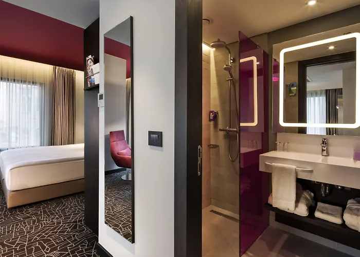 Отель Park By Radisson 4*