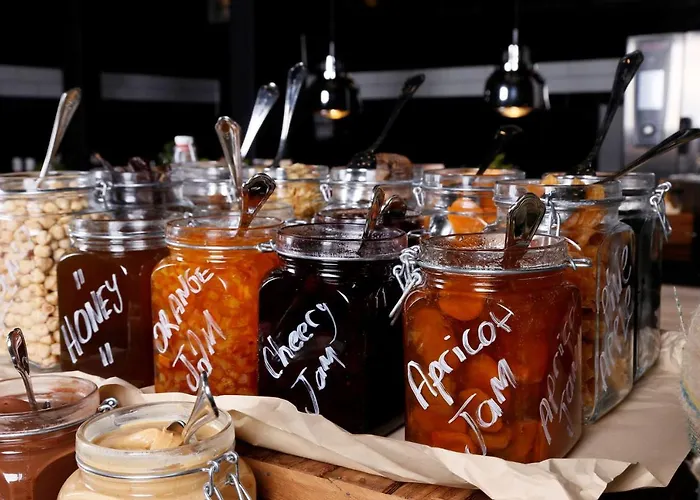 Отель Park By Radisson 4*