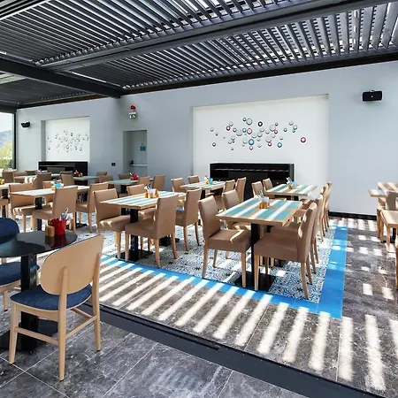 Park By Radisson 4* İzmir